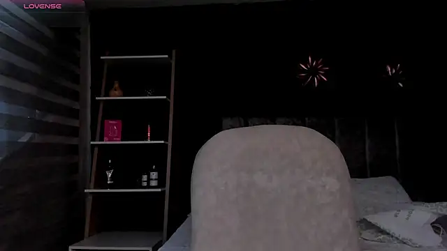 Snapshot of LiamDeep chatting on 04.30.26 LiamDeep online show from 04.30.26