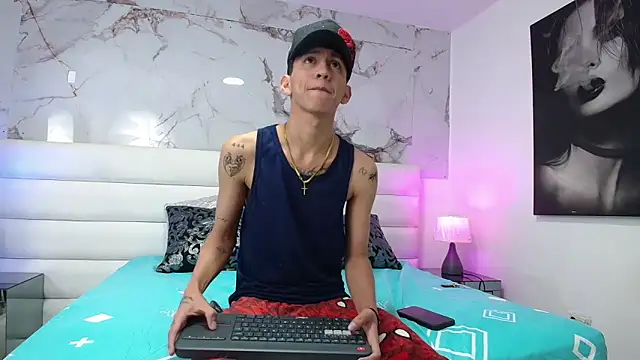 Marcus and Tony online show from 04.10.26