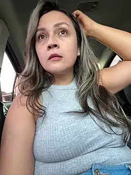 Snapshot of sophie_lopez1 chatting on 06.21.26 sophie lopez1 online show from 06.21.26