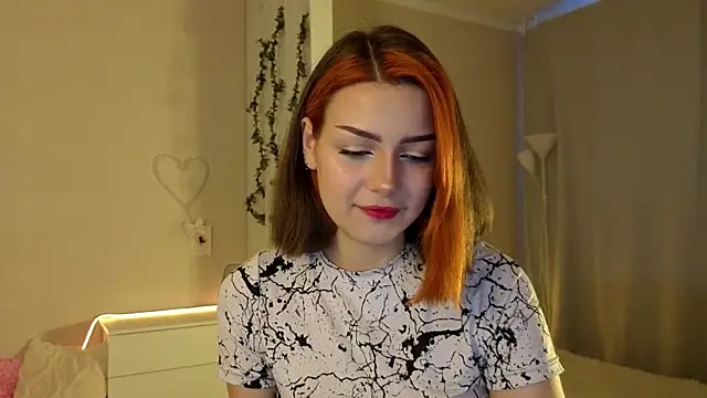 PurrrBerry online show from 09.15.25