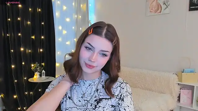 PurrrBerry online show from 01.06.26