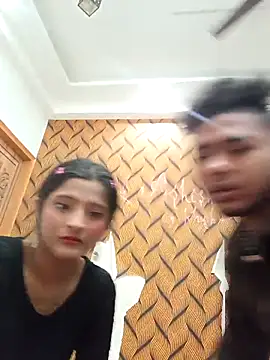 romantic couple1 online show from 02.28.26