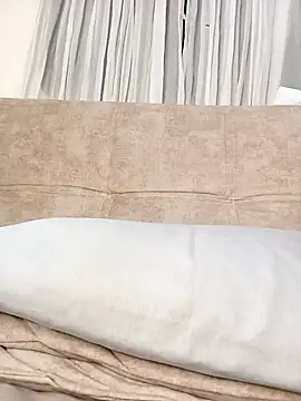 Marian Zeller online show from 11.04.25