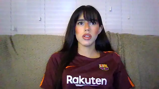 Snapshot of Renita2007x chatting on 09.21.25 Renita2007x online show from 09.21.25