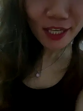 Snapshot of Pyy07 chatting on 11.08.25 Pyy07 online show from 11.08.25