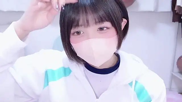 Hinata Sun online show from 02.17.26