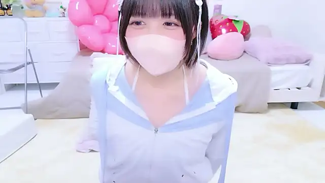 Hinata Sun online show from 03.30.26