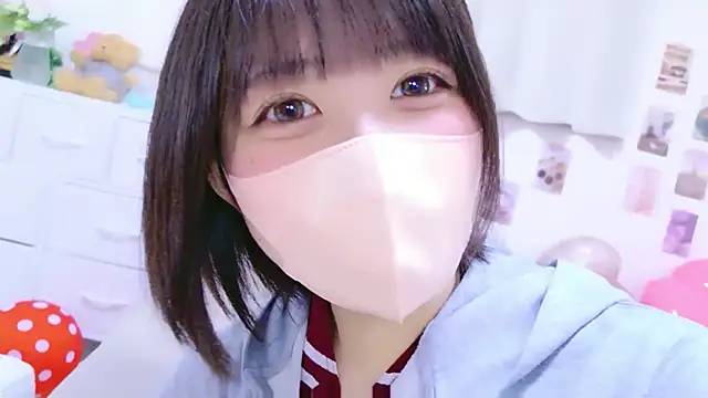 Hinata Sun online show from 04.10.26