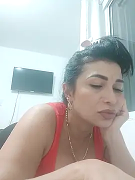 mia mancinii online show from 12.02.25