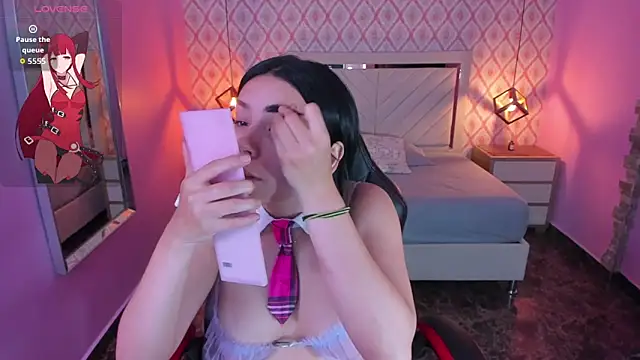 CHRISTY TEIGEN4 online show from 09.12.25