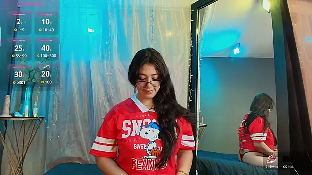 Shalyn Lux online show from 11.11.25