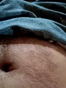 Snapshot of Gauderio40 chatting on 11.30.25 Gauderio40 online show from 11.30.25