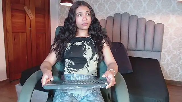 Kristall 06 online show from 10.08.25