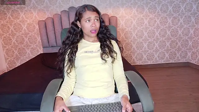 Kristall 06 online show from 10.22.25