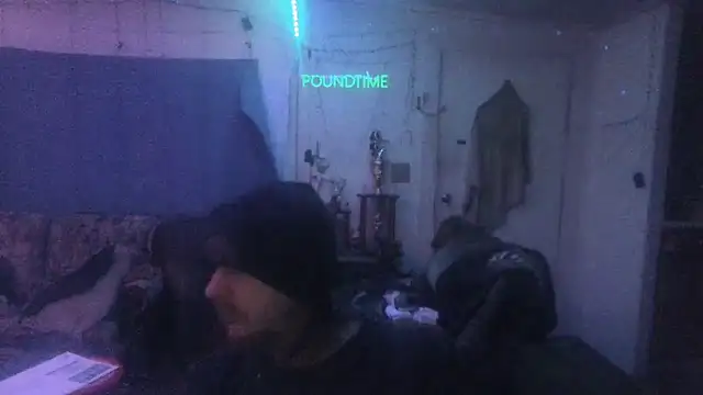 Poundtown1226 online show from 01.10.26