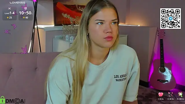 Snapshot of CherryLexi_ chatting on 03.04.26 CherryLexi online show from 03.04.26