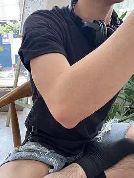 anhkiet huang online show from 11.19.25