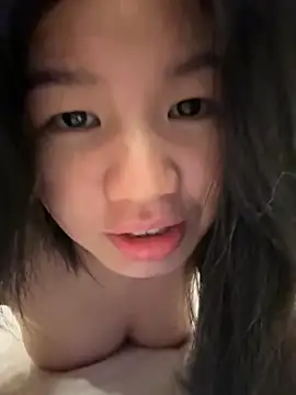Snapshot of xiaoxun520 chatting on 10.24.25 xiaoxun520 online show from 10.24.25