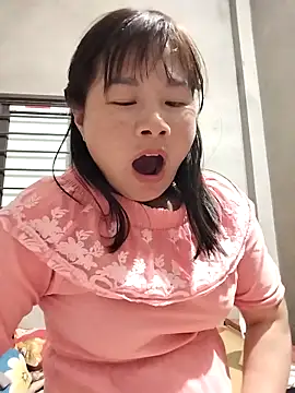 kute-00 online show from 12.14.25