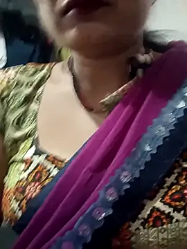 Snapshot of monu_bhabi chatting on 02.14.26 monu bhabi online show from 02.14.26