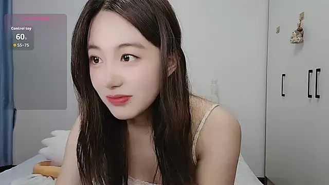 Snapshot of Luna_868 chatting on 09.16.25 Luna 868 online show from 09.16.25