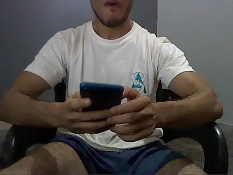 Snapshot of ahmedluxor1 chatting on 10.22.25 ahmedluxor1 online show from 10.22.25