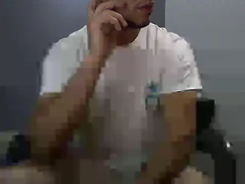 Snapshot of ahmedluxor1 chatting on 10.23.25 ahmedluxor1 online show from 10.23.25