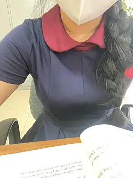 Snapshot of ThuPhuong-Tr chatting on 09.25.25 ThuPhuong-Tr online show from 09.25.25