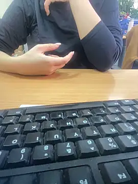 Snapshot of ThuPhuong-Tr chatting on 11.20.25 ThuPhuong-Tr online show from 11.20.25