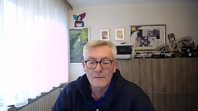 Snapshot of randyandy67 chatting on 11.20.25 randyandy67 online show from 11.20.25