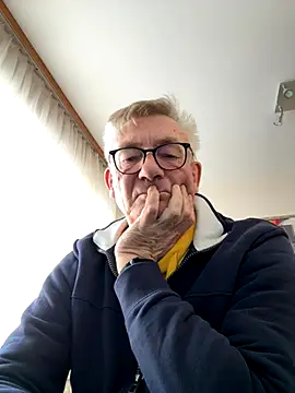 Snapshot of randyandy67 chatting on 12.04.25 randyandy67 online show from 12.04.25