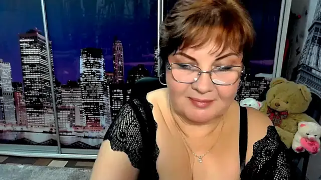 Snapshot of Bela_Lana_ chatting on 11.13.25 Bela Lana online show from 11.13.25