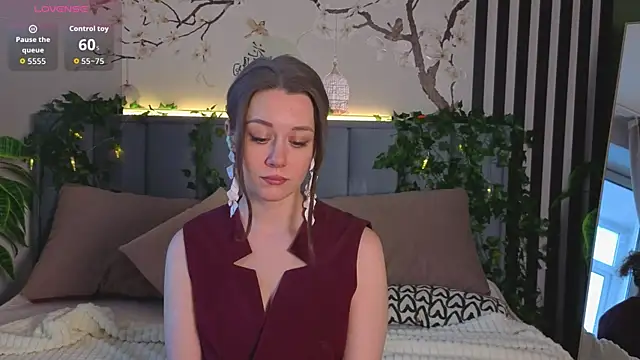 SkyHelen online show from 02.05.26