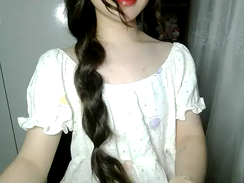 Annabelle-e online show from 05.20.26