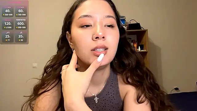 Sakuravice online show from 10.06.25