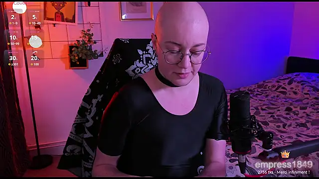 Snapshot of MossPrince chatting on 11.12.25 MossPrince online show from 11.12.25