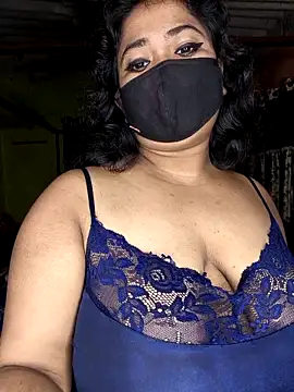 Smile-quien online show from 10.05.25