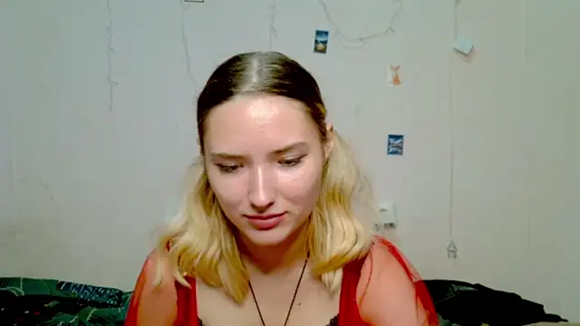  kikiclark   online show from 09.26.25