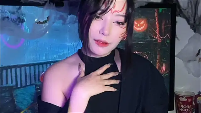 WonderMira online show from 10.30.25