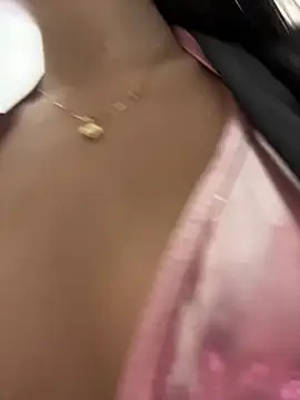 Snapshot of Juanita-Diaz chatting on 01.17.26 Juanita-Diaz online show from 01.17.26