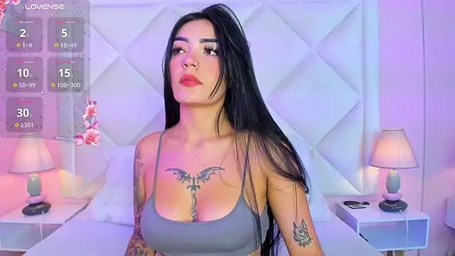 Miaa Smithh   online show from 02.26.26