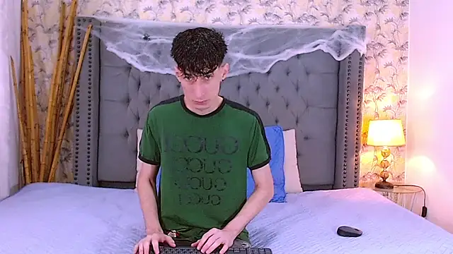 Luke Carter online show from 10.08.25