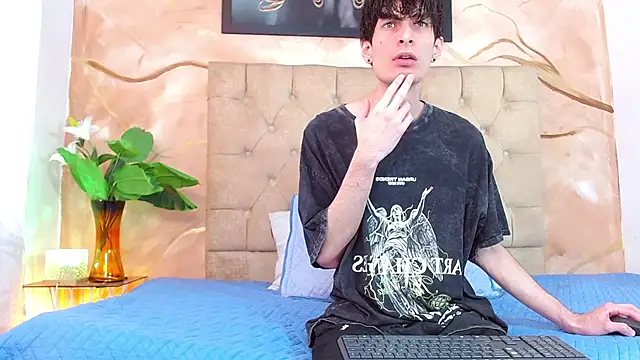 Luke Carter online show from 04.04.26