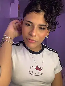 luluzinhax online show from 10.15.25