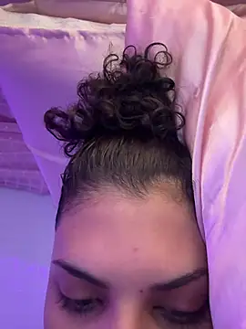 luluzinhax online show from 04.17.26