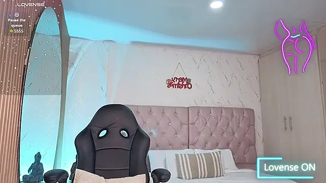 eliza eup online show from 12.14.25