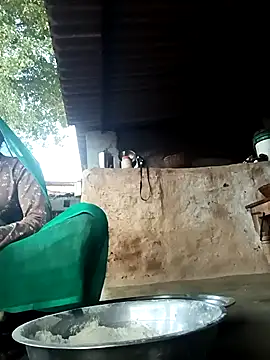 Snapshot of Hot-honi chatting on 09.26.25 Hot-honi online show from 09.26.25