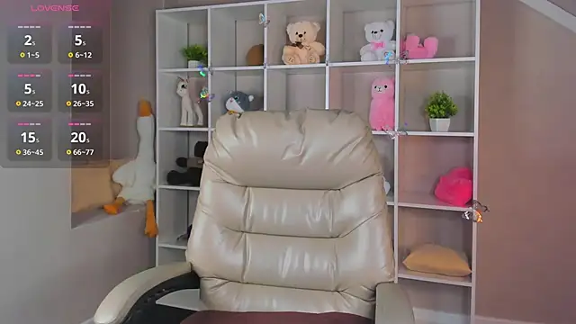 Lynn Martin online show from 12.03.25