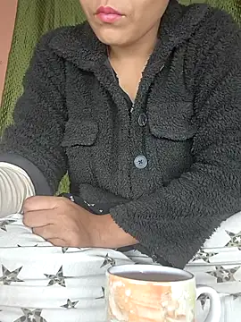 Hott Archana online show from 11.12.25