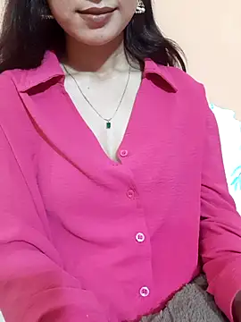 Snapshot of siya_rani67 chatting on 04.03.26 siya rani67 online show from 04.03.26